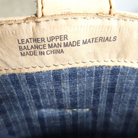 Born Crown Light Tan/Cream Suede Boots, Size 11 - Picture 6 of 9